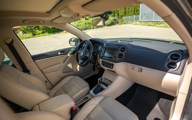 Volkswagen Tiguan cena 66900 przebieg: 186000, rok produkcji 2014 z Borne Sulinowo małe 326